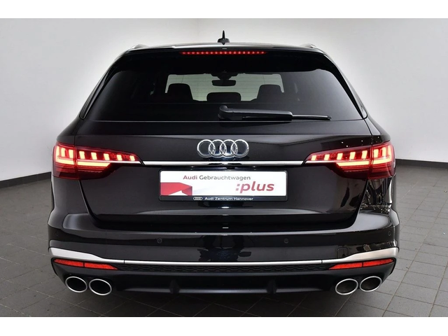 Audi S4 Facelift - автомобили, коли, обяви за нови и употребявани 3