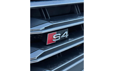 Audi S4 - автомобили, коли, обяви за нови и употребявани 12