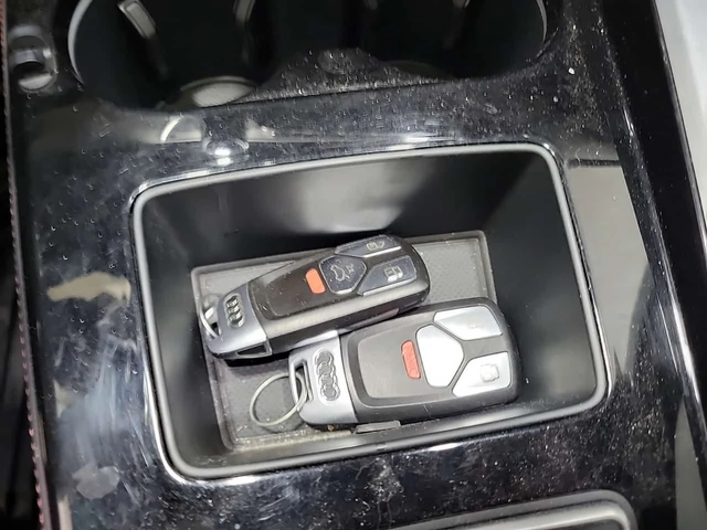 Audi S4 3.0 TFSI * PROGRESSIV * CARFAX * Без инциденти * - автомобили, коли, обяви за нови и употребявани 10