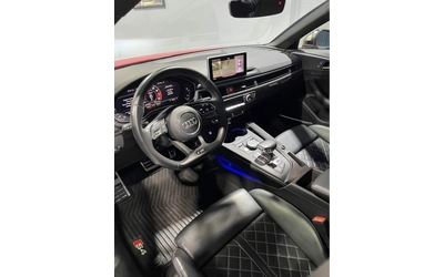 audi-s4 - 4
