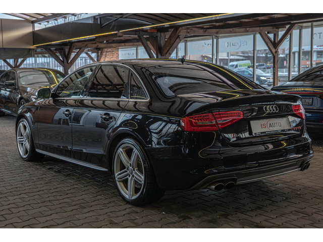 Audi S4 Sedan/V6/Подгрев/F1/Navi - автомобили, коли, обяви за нови и употребявани 4