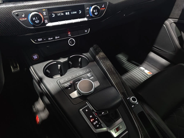 Audi S5 TFSI* quattro* AWD* АвтоКредит* (ЦЕНА ДО БГ) - автомобили, коли, обяви за нови и употребявани 10