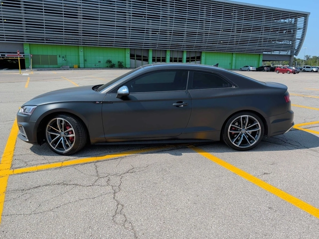 Audi S5 ПОДГРЕВ* КАМЕРА* МАСАЖ* KEYLESS - автомобили, коли, обяви за нови и употребявани 4
