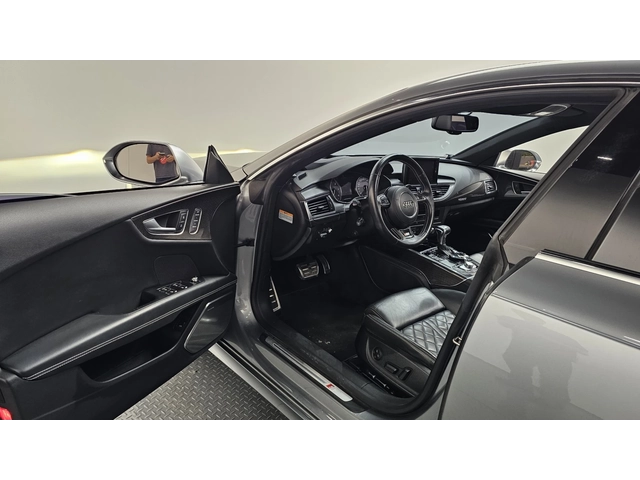 Audi S7 DISTRONIK* HEAD-UP* B&O* КРАЙНА ЦЕНА - автомобили, коли, обяви за нови и употребявани 7