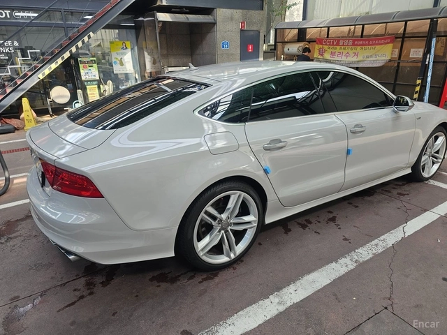 Audi S7 4.0 TFSI* QUATTRO SPORT* PANO* КОЖА* ПОДГРЕВ* - автомобили, коли, обяви за нови и употребявани 1