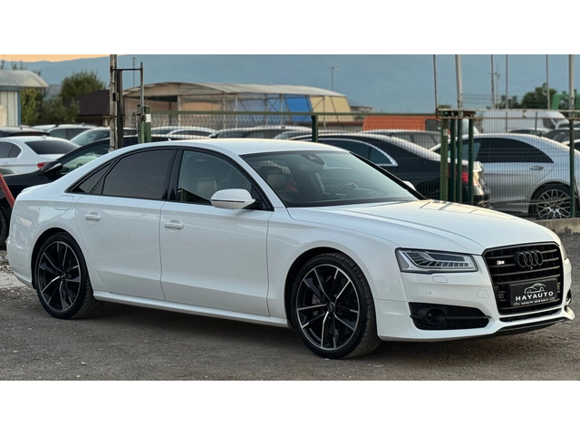 Audi S8 PLUS= 4.0= V8T= MATRIX= CARBON CERAMIC= HUD= - автомобили, коли, обяви за нови и употребявани 2