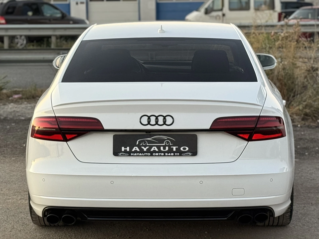 Audi S8 PLUS= 4.0= V8T= MATRIX= CARBON CERAMIC= HUD= - автомобили, коли, обяви за нови и употребявани 4