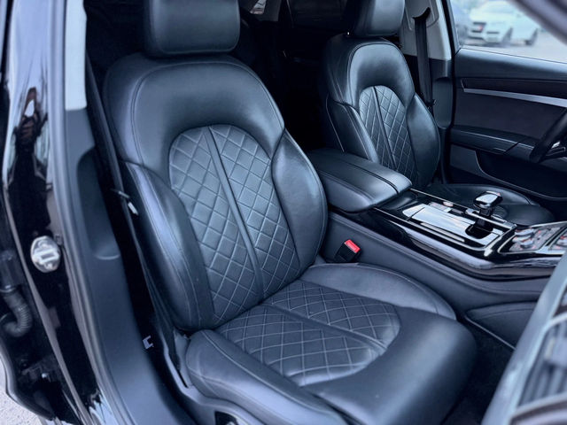 Audi S8 PLUS= 4.0= V8T= MATRIX= CARBON CERAMIC= - автомобили, коли, обяви за нови и употребявани 11