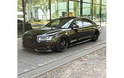 audi-s8 - 0