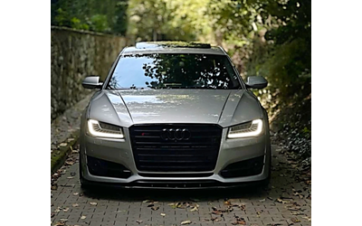 audi-s8 - 0