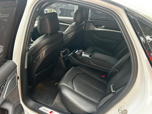 Audi S8 ОЧАКВАН ВНОС Audi S8  CERAMIC* MATRIX - автомобили, коли, обяви за нови и употребявани 10