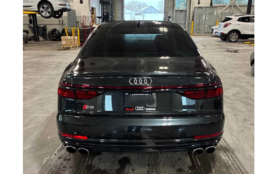 audi-s8 - 3
