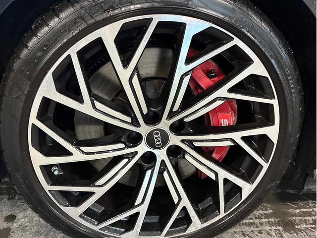 Audi S8 * 4.0 TFSI quattro * CARFAX * ЦЕНА ДО БГ - автомобили, коли, обяви за нови и употребявани 5