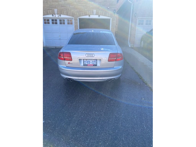 Audi S8 * 4dr Sdn * CARFAX * ЦЕНА ДО БГ - автомобили, коли, обяви за нови и употребявани 3