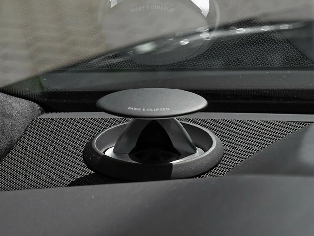 Audi S8 4.0 TFSI quattro - автомобили, коли, обяви за нови и употребявани 12