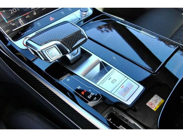 Audi S8 TFSI - автомобили, коли, обяви за нови и употребявани 10
