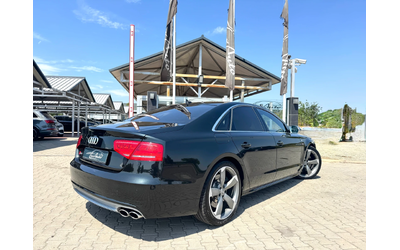 audi-s8 - 4