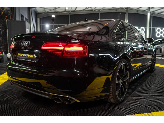 Audi S8 PLUS MATRIX CERAMIC CARBON B&O ЛИЗИНГ 100% - автомобили, коли, обяви за нови и употребявани 8