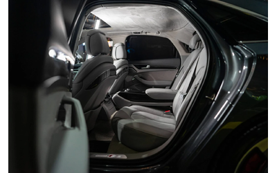 Audi S8 PLUS QUATTRO MATRIX CARBON B&O ЛИЗИНГ 100% - автомобили, коли, обяви за нови и употребявани 14