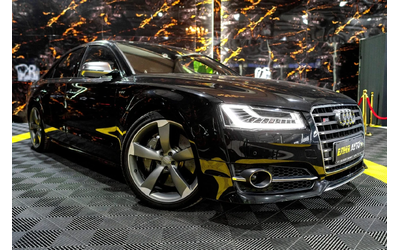 audi-s8 - 3