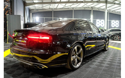 Audi S8 PLUS LONG MATRIX B&O FULL CARBON ЛИЗИНГ 100% - автомобили, коли, обяви за нови и употребявани 8