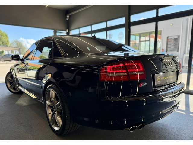 Audi S8 V10* Ceramic* Carbon* Bang&Olufsen* Лизинг* - автомобили, коли, обяви за нови и употребявани 3