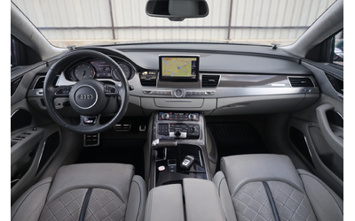 Audi S8 S8 - автомобили, коли, обяви за нови и употребявани 11