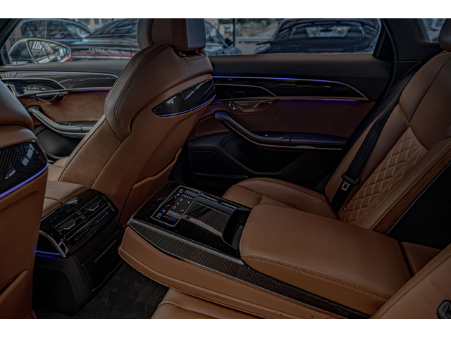 Audi S8 4.0TFSI/Bang&Olufsen/Карбон/Quattro/Обдухване/Камера/Exclusive - автомобили, коли, обяви за нови и употребявани 8