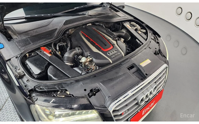 audi-s8 - 4