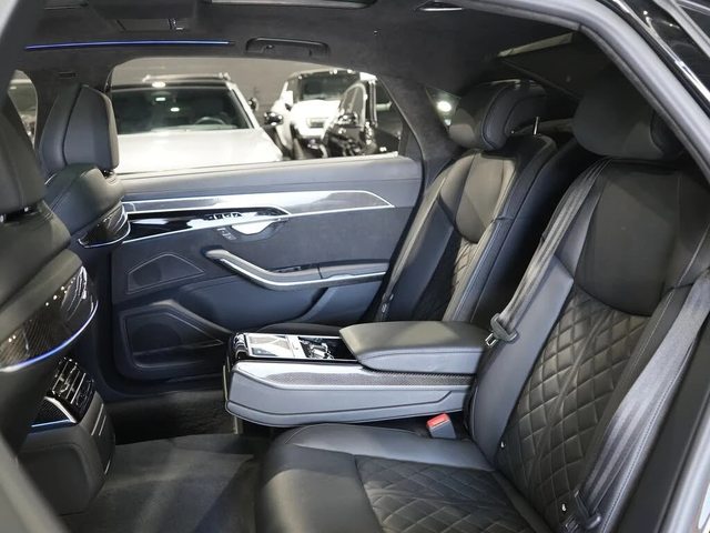 Audi S8 4.0Т* AвтоКредит * (ЦЕНА ДО БГ) - автомобили, коли, обяви за нови и употребявани 12