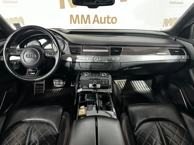 Audi S8 Plus* Quattro* Ceramic* Carbon* Matrix* B&O* HuD - автомобили, коли, обяви за нови и употребявани 7