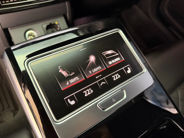 Audi S8 КЕРАМИКА / ВЕНТИЛАЦИЯ - автомобили, коли, обяви за нови и употребявани 11