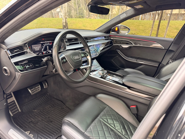 Audi S8 КЕРАМИКА / ВЕНТИЛАЦИЯ - автомобили, коли, обяви за нови и употребявани 8