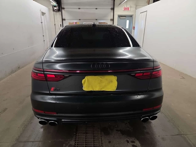 Audi S8 | 4.0 TFSI QUATTRO | MATRIX | DIS | MASSAGE | - автомобили, коли, обяви за нови и употребявани 4