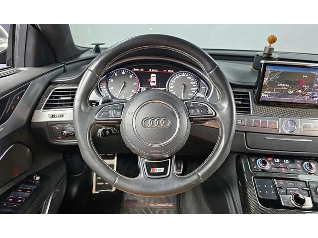 Audi S8 - автомобили, коли, обяви за нови и употребявани 4