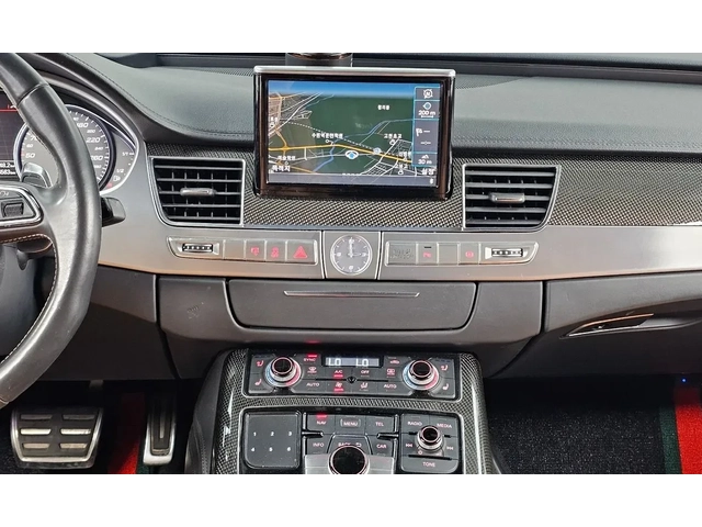 Audi S8 - автомобили, коли, обяви за нови и употребявани 6