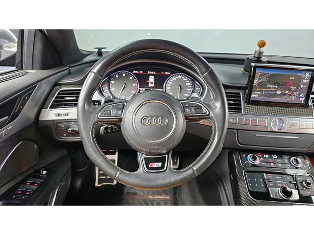 Audi S8 360* HEAD-UP* DISTRONIK* B&O* CARBON* ОБДУХ* КРАЙН - автомобили, коли, обяви за нови и употребявани 4