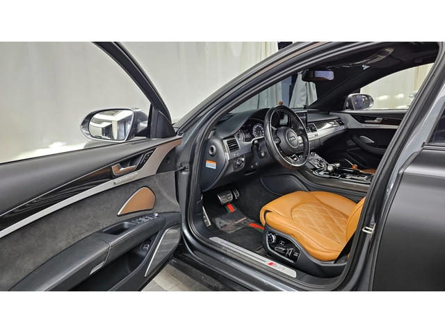 Audi S8 360* HEAD-UP* DISTRONIK* B&O* CARBON* ОБДУХ* КРАЙН - автомобили, коли, обяви за нови и употребявани 7