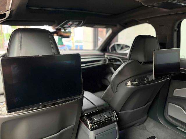 Audi S8 2022* LONG* 360* HUD* МАСАЖ* ОБДУХ* SOFT-CLOSE* КР - автомобили, коли, обяви за нови и употребявани 13