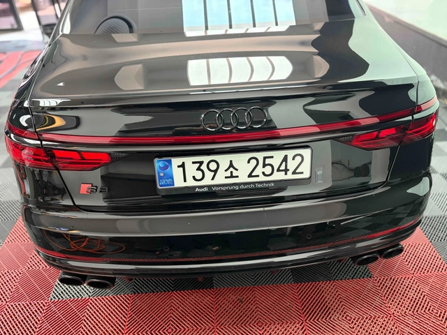 Audi S8 2022* LONG* 360* HUD* МАСАЖ* ОБДУХ* SOFT-CLOSE* КР - автомобили, коли, обяви за нови и употребявани 4