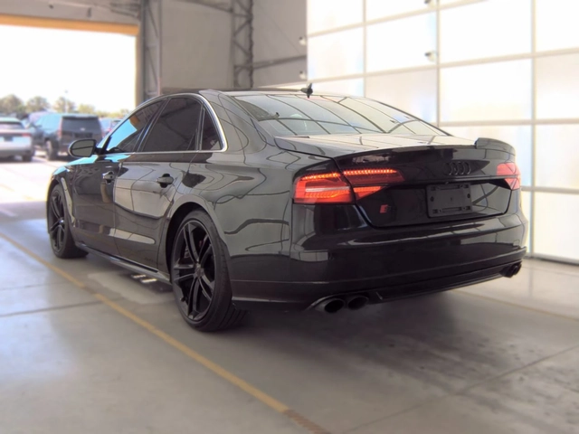 Audi S8 МАСАЖ* ОБДУХ* LANE ASSIST* MATRIX* B&O* КРАЙНА ЦЕН - автомобили, коли, обяви за нови и употребявани 3