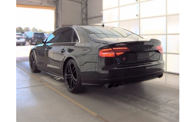 audi-s8 - 3