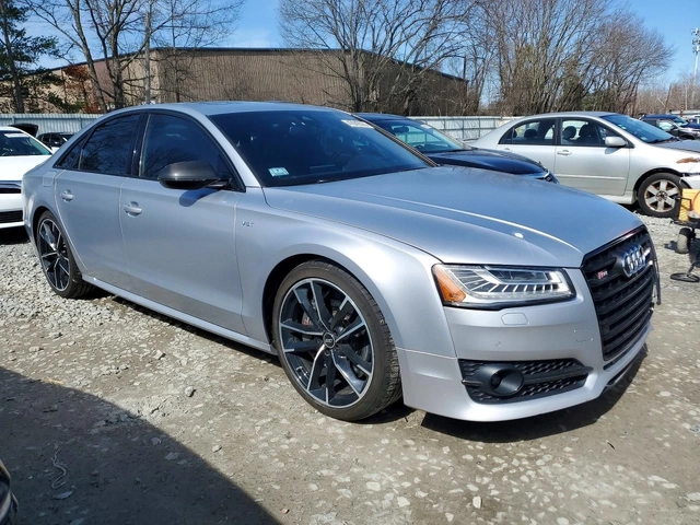 Audi S8 PLUS* MATRIX* ОБДУХ* BOSE* FULL - автомобили, коли, обяви за нови и употребявани 0