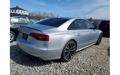audi-s8 - 5