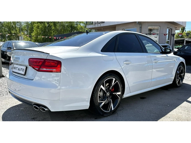 Audi S8 4.0TFSI 700+ HP CARBON MATRIX MASSAGE B&O DISTRONI - автомобили, коли, обяви за нови и употребявани 4