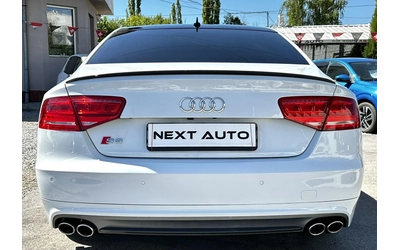 audi-s8 - 5