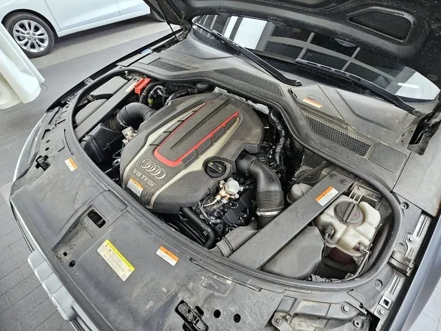 Audi S8 4.0 TFSI Quattro - автомобили, коли, обяви за нови и употребявани 10