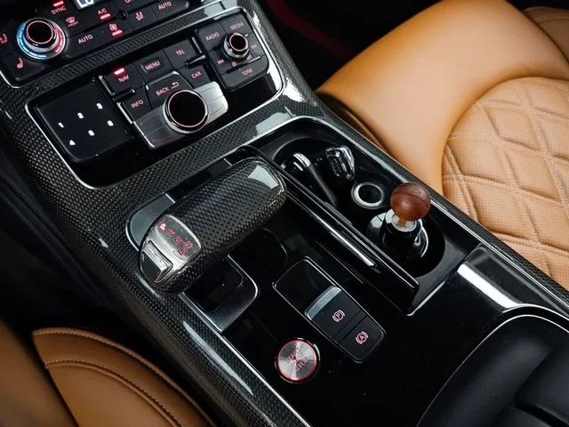 Audi S8 4.0 TFSI Quattro - автомобили, коли, обяви за нови и употребявани 16