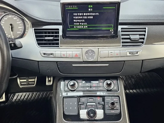Audi S8 4.0 TFSI Quattro - автомобили, коли, обяви за нови и употребявани 13