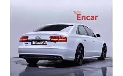 audi-s8 - 1